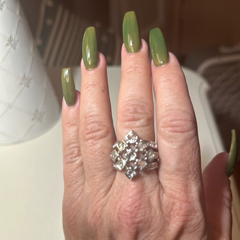 Silver toned ring with Geometric rhinestone design